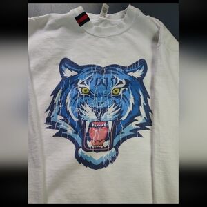 New Without Tags Henry Brand. Tiger 🐯 Sweatshirt